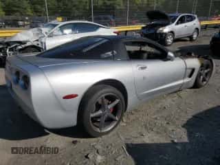 1999 Chevrolet Corvette z VIN 1G1YY22G2X5102374, wystawiony jako Copart lot #67140774 z przebiegiem Nie podano mil oraz Szkoda całkowita • Salvage title. Historia ofert i sprzedaży dostępna na DreamBid. Obrazek 3.