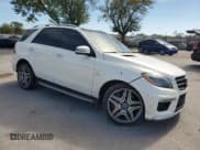 ✅ 2014 Mercedes-Benz M 63 AMG • VIN: 4JGDA7EB1EA296841 • Лот: 48392675. Опубликован ранее на Copart с пробегом 93 328 миль. Бесплатный доступ к архиву аукционных продаж из США и подробный отчёт об истории автомобиля на DreamBid. Изображение 4.