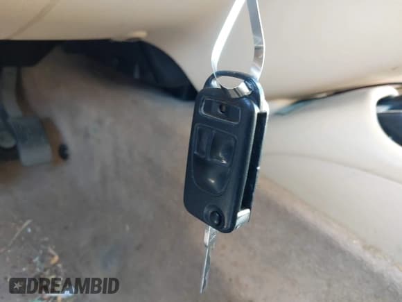 ✅ 2003 Mercedes-Benz M 320 • VIN: 4JGAB54E83A390406 • Lot: 43745134. Listed on IAAI with 196,607 mi. Free auction sales archive from the USA and detailed vehicle history report at DreamBid. Image 11.