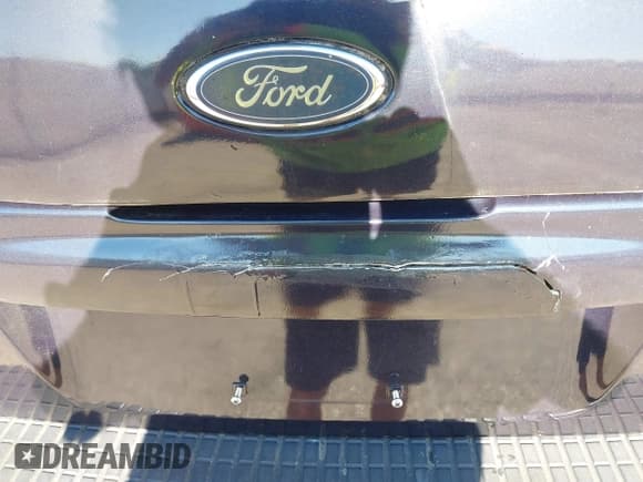 ✅ 2002 Ford Explorer Eddie Bauer • VIN: 1FMZU64W62ZB37029 • Lot: 42318856. Wystawiony na IAAI z przebiegiem 234 087 mil. Bezpłatny archiwum sprzedaży aukcyjnych z USA i szczegółowy raport historii pojazdu na DreamBid. Zdjęcie 19.