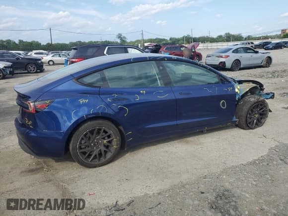 ✅ 2024 Tesla Model 3 • VIN: 5YJ3E1EA5RF772529 • Лот: 61613815. Опубликован ранее на Copart с пробегом 68 110 миль. Бесплатный доступ к архиву аукционных продаж из США и подробный отчёт об истории автомобиля на DreamBid. Изображение 3.