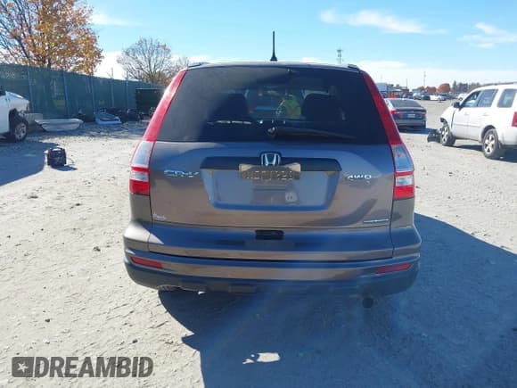 ✅ 2011 Honda CR-V SE • VIN: 5J6RE4H48BL023254 • Lot: 43612891. Wystawiony na IAAI z przebiegiem Nie podano. Bezpłatny archiwum sprzedaży aukcyjnych z USA i szczegółowy raport historii pojazdu na DreamBid. Zdjęcie 16.