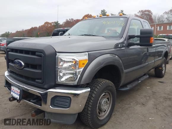 ✅ 2012 Ford F-250 XL • VIN: 1FT7X2B68CEC08058 • Lot: 43695906. Listed on IAAI with 90,993 mi. Free auction sales archive from the USA and detailed vehicle history report at DreamBid. Image 17.