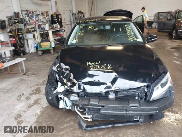 ✅ 2011 Volkswagen Jetta SE • VIN: 3VWDZ7AJ2BM034784 • Lot: 42191887. Listed on IAAI with 115,619 mi. Free auction sales archive from the USA and detailed vehicle history report at DreamBid. Image 12.