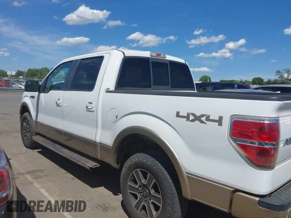 ✅ 2011 Ford F-150 XL • VIN: 1FTFW1EF0BFB61346 • Lot: 42346091. Listed on IAAI with 211,533 mi. Free auction sales archive from the USA and detailed vehicle history report at DreamBid. Image 14.
