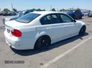 ✅ 2008 BMW 3 Series 335i • VIN: WBAVB77528NH78762 • Лот: 42414203. Опубликован ранее на IAAI с пробегом 138 115 миль. Бесплатный доступ к архиву аукционных продаж из США и подробный отчёт об истории автомобиля на DreamBid. Изображение 4.