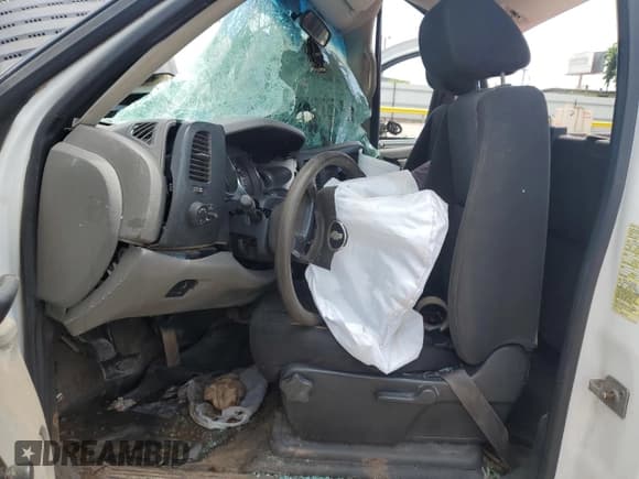 ✅ 2012 Chevrolet Silverado 2500HD Work Truck • VIN: 1GB0CVCG0CF102966 • Lot: 59737985. Wystawiony na Copart z przebiegiem Nie podano. Bezpłatny archiwum sprzedaży aukcyjnych z USA i szczegółowy raport historii pojazdu na DreamBid. Zdjęcie 7.