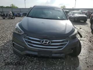 ✅ 2018 Hyundai Santa Fe 2.4L • VIN: 5XYZTDLB8JG569810 • Лот: 67123594. Опубликован ранее на Copart с пробегом 110 374 миль. Бесплатный доступ к архиву аукционных продаж из США и подробный отчёт об истории автомобиля на DreamBid. Изображение 5.