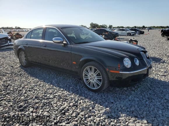 ✅ 2008 Jaguar S-Type 3 • VIN: SAJWA01A28FN84927 • Лот: 57604875. Опубликован ранее на Copart с пробегом 60 883 миль. Бесплатный доступ к архиву аукционных продаж из США и подробный отчёт об истории автомобиля на DreamBid. Изображение 4.