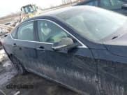 ✅ 2015 Hyundai Genesis 3.8L • VIN: KMHGN4JE7FU053471 • Lot: 41442809. Wystawiony na IAAI z przebiegiem 143 466 mil. Bezpłatny archiwum sprzedaży aukcyjnych z USA i szczegółowy raport historii pojazdu na DreamBid. Zdjęcie 13.