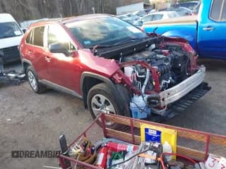 ✅ 2021 Toyota RAV4 LE • VIN: 2T3F1RFVXMW190115 • Лот: 43688635. Опубликован ранее на IAAI с пробегом 18 352 миль. Бесплатный доступ к архиву аукционных продаж из США и подробный отчёт об истории автомобиля на DreamBid. Изображение 1.