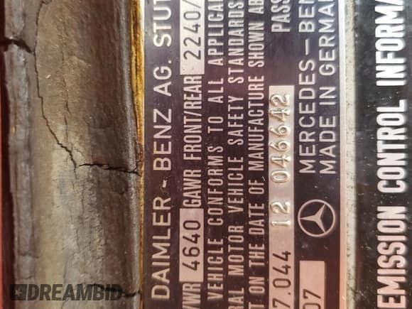 ✅ 1978 Mercedes-Benz CLC • VIN: 10704412046642 • Lot: 50828705. Listed on Copart with 103,834 mi. Free auction sales archive from the USA and detailed vehicle history report at DreamBid. Image 12.