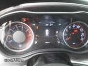 ✅ 2019 Dodge Challenger SXT • VIN: 2C3CDZAGXKH561682 • Lot: 48341493. Wystawiony na Copart z przebiegiem 65 835 mil. Bezpłatny archiwum sprzedaży aukcyjnych z USA i szczegółowy raport historii pojazdu na DreamBid. Zdjęcie 9.