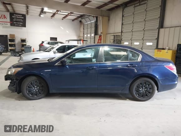 ✅ 2010 Honda Accord LX • VIN: 1HGCP2F32AA115671 • Lot: 43641321. Listed on IAAI with 147,727 mi. Free auction sales archive from the USA and detailed vehicle history report at DreamBid. Image 15.