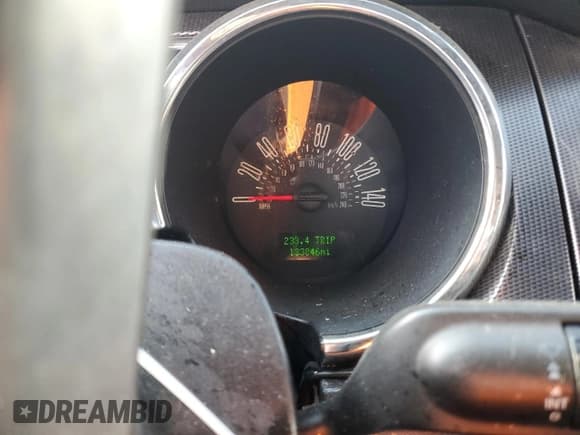 ✅ 2008 Ford Mustang GT Deluxe • VIN: 1ZVHT82H185121370 • Лот: 69096685. Опубликован ранее на Copart с пробегом 133 846 миль. Бесплатный доступ к архиву аукционных продаж из США и подробный отчёт об истории автомобиля на DreamBid. Изображение 9.