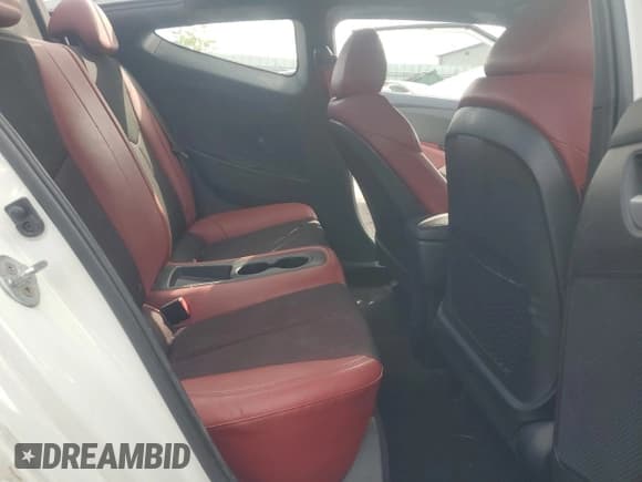 ✅ 2016 Hyundai Veloster Turbo • VIN: KMHTC6AE9GU296054 • Lot: 70650114. Wystawiony na Copart z przebiegiem 105 824 mil. Bezpłatny archiwum sprzedaży aukcyjnych z USA i szczegółowy raport historii pojazdu na DreamBid. Zdjęcie 10.