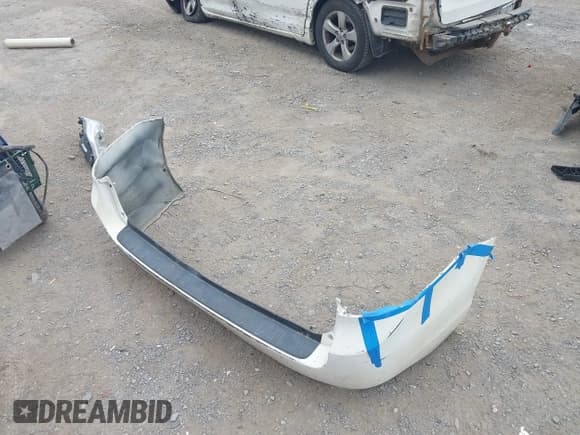 ✅ 2012 Toyota Sienna LE AAS • VIN: 5TDKK3DC0CS261672 • Lot: 43256260. Listed on IAAI with 477,784 mi. Free auction sales archive from the USA and detailed vehicle history report at DreamBid. Image 11.