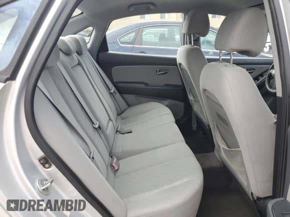 2010 Hyundai Elantra GLS z VIN KMHDU4AD1AU863037, wystawiony jako Copart lot #73328644 z przebiegiem 219 600 mil mil oraz Szkoda całkowita • Salvage title. Historia ofert i sprzedaży dostępna na DreamBid. Obrazek 10.