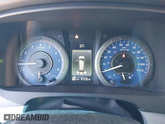 ✅ 2017 Toyota Sienna XLE Auto Access Seat • VIN: 5TDYZ3DC2HS771745 • Лот: 42314111. Опубликован ранее на IAAI с пробегом 81 236 миль. Бесплатный доступ к архиву аукционных продаж из США и подробный отчёт об истории автомобиля на DreamBid. Изображение 7.