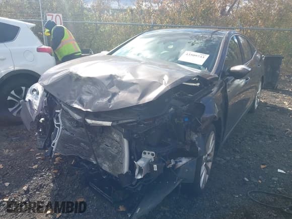 ✅ 2016 Hyundai Azera Limited • VIN: KMHFH4JG4GA508039 • Lot: 43509733. Listed on IAAI with 39,443 mi. Free auction sales archive from the USA and detailed vehicle history report at DreamBid. Image 6.