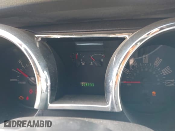 ✅ 2006 Ford Mustang Standard • VIN: 1ZVFT84N965166306 • Lot: 40580690. Listed on IAAI with 113,233 mi. Free auction sales archive from the USA and detailed vehicle history report at DreamBid. Image 7.