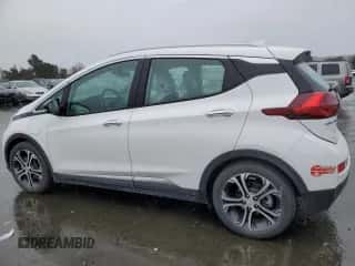 2019 Chevrolet Bolt EV Premier z VIN 1G1FZ6S00K4107313, wystawiony jako Copart lot #49026044 z przebiegiem 21 627 mil mil oraz . Historia ofert i sprzedaży dostępna na DreamBid. Obrazek 2.