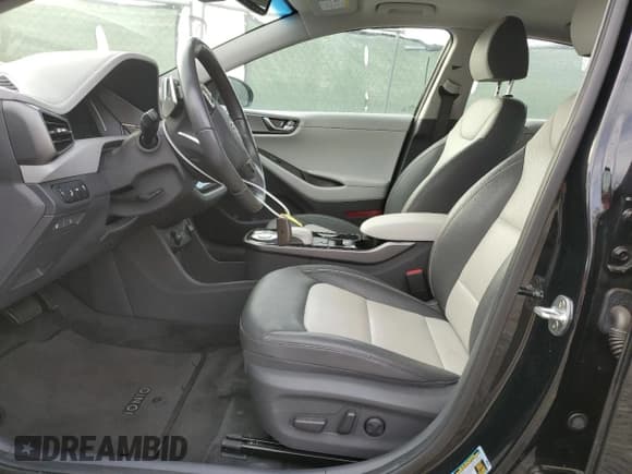 ✅ 2020 Hyundai Ioniq Limited • VIN: KMHC85LJ6LU071543 • Lot: 88858805. Wystawiony na Copart z przebiegiem 20 559 mil. Bezpłatny archiwum sprzedaży aukcyjnych z USA i szczegółowy raport historii pojazdu na DreamBid. Zdjęcie 7.