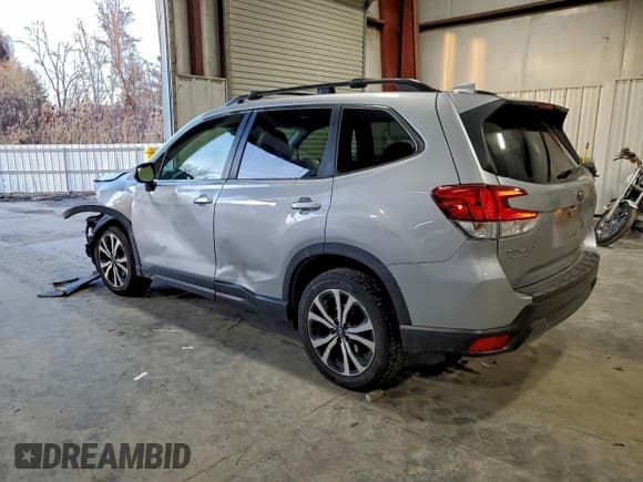 ✅ 2019 Subaru Forester Limited • VIN: JF2SKASC5KH513055 • Лот: 93878895. Опубликован ранее на Copart с пробегом 118 494 миль. Бесплатный доступ к архиву аукционных продаж из США и подробный отчёт об истории автомобиля на DreamBid. Изображение 2.