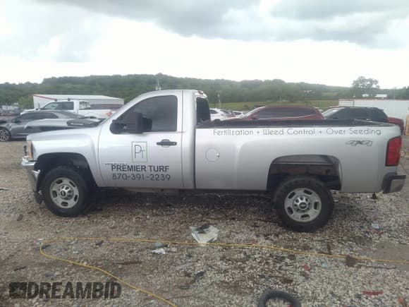 ✅ 2014 Chevrolet Silverado 2500HD Work Truck • VIN: 1GC0KVCGXEF123504 • Lot: 42224449. Listed on IAAI with 134,731 mi. Free auction sales archive from the USA and detailed vehicle history report at DreamBid. Image 14.