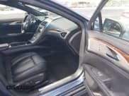 ✅ 2019 Lincoln MKZ Hybrid Reserve I • VIN: 3LN6L5LU3KR614763 • Лот: 42690304. Опубликован ранее на IAAI с пробегом 75 706 миль. Бесплатный доступ к архиву аукционных продаж из США и подробный отчёт об истории автомобиля на DreamBid. Изображение 5.