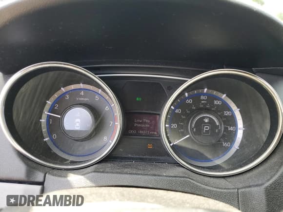 ✅ 2013 Hyundai Sonata GLS • VIN: 5NPEB4AC1DH539963 • Лот: 69613125. Опубликован ранее на Copart с пробегом 186 072 миль. Бесплатный доступ к архиву аукционных продаж из США и подробный отчёт об истории автомобиля на DreamBid. Изображение 9.