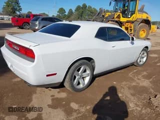 ✅ 2013 Dodge Challenger R/T • VIN: 2C3CDYBT5DH705034 • Lot: 41701024. Wystawiony na IAAI z przebiegiem 163 110 mil. Bezpłatny archiwum sprzedaży aukcyjnych z USA i szczegółowy raport historii pojazdu na DreamBid. Zdjęcie 4.