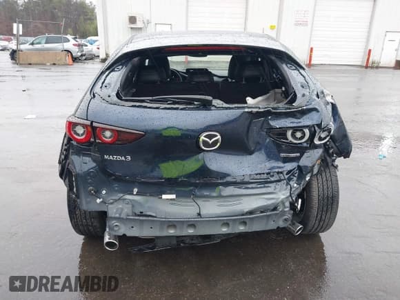 ✅ 2025 Mazda 3 S Preferred • VIN: JM1BPALM9S1778514 • Lot: 43833366. Listed on IAAI with 8,025 mi. Free auction sales archive from the USA and detailed vehicle history report at DreamBid. Image 16.