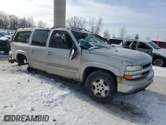 ✅ 2004 Chevrolet Suburban LS • VIN: 1GNFK16Z24J243056 • Lot: 84612654. Listed on Copart with Not provided. Free auction sales archive from the USA and detailed vehicle history report at DreamBid. Image 4.