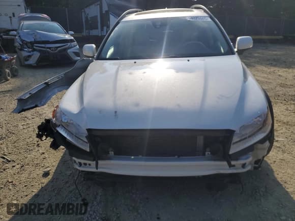 ✅ 2012 Volvo XC70 3.2L • VIN: YV4952BZ0C1130887 • Lot: 56226605. Listed on Copart with 103,910 mi. Free auction sales archive from the USA and detailed vehicle history report at DreamBid. Image 5.