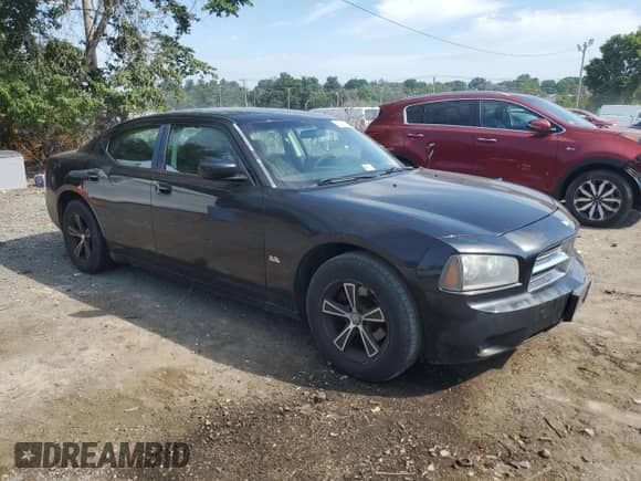 2010 Dodge Charger SXT с VIN 2B3CA3CV6AH237402, выставлен на аукционе Copart как лот 62262334 с пробегом 178 138 миль миль и На запчасти • Non repairable. История ставок и продаж доступна на DreamBid. Изображение 4.