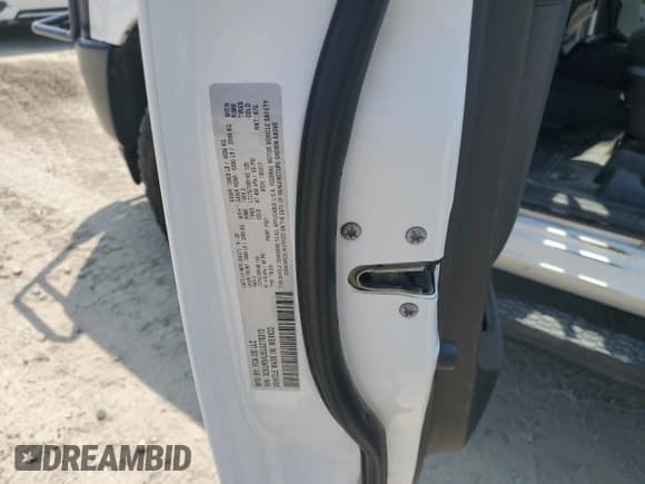 ✅ 2020 Ram 2500 Tradesman • VIN: 3C6UR5HJ5LG276313 • Lot: 69138005. Listed on Copart with 160,050 mi. Free auction sales archive from the USA and detailed vehicle history report at DreamBid. Image 12.