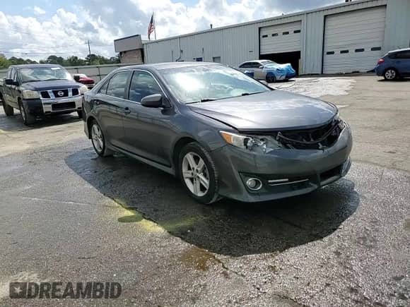 2013 Toyota Camry L с VIN 4T1BF1FK6DU215429, выставлен на аукционе Copart как лот 81638805 с пробегом 227 515 миль миль и Списание • Salvage title. История ставок и продаж доступна на DreamBid. Изображение 13.