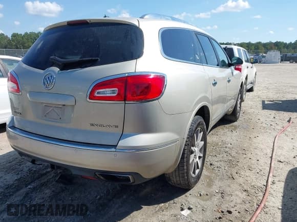 ✅ 2015 Buick Enclave Leather • VIN: 5GAKRBKD2FJ124141 • Lot: 43211453. Listed on IAAI with 134,876 mi. Free auction sales archive from the USA and detailed vehicle history report at DreamBid. Image 4.