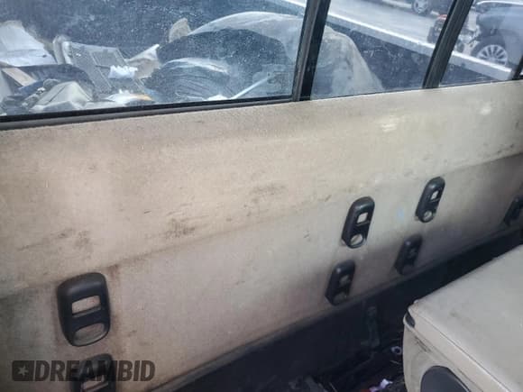 ✅ 1995 Dodge 1500 • VIN: 1B7HC16Z1SS302992 • Lot: 80783935. Listed on Copart with 235,324 mi. Free auction sales archive from the USA and detailed vehicle history report at DreamBid. Image 10.