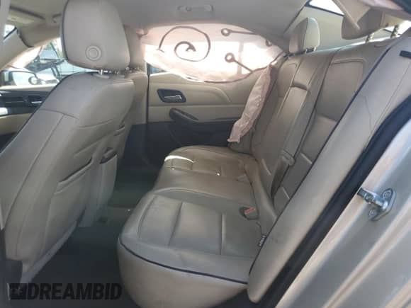 2016 Chevrolet Malibu LTZ z VIN 1G11E5SA3GF108766, wystawiony jako Copart lot #80167735 z przebiegiem 170 493 mil mil oraz Szkoda całkowita • Salvage title. Historia ofert i sprzedaży dostępna na DreamBid. Obrazek 10.