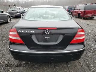 ✅ 2003 Mercedes-Benz CLK 320 • VIN: WDBTJ65JX3F059510 • Лот: 82987094. Опубликован ранее на Copart с пробегом Не указан. Бесплатный доступ к архиву аукционных продаж из США и подробный отчёт об истории автомобиля на DreamBid. Изображение 6.