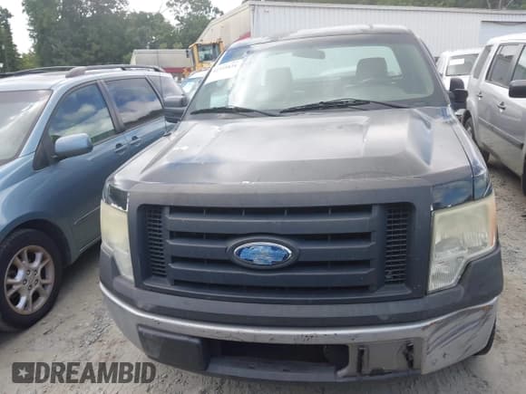 ✅ 2009 Ford F-150 XL • VIN: 1FTRF12W89KB73277 • Lot: 42755834. Listed on IAAI with 255,535 mi. Free auction sales archive from the USA and detailed vehicle history report at DreamBid. Image 12.