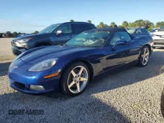 2007 Chevrolet Corvette z VIN 1G1YY36U375102759, wystawiony jako Copart lot #74552474 z przebiegiem Nie podano mil oraz Szkoda całkowita • Salvage title. Historia ofert i sprzedaży dostępna na DreamBid. Obrazek 1.