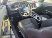 ✅ 2023 Dodge Challenger GT • VIN: 2C3CDZJG5PH503941 • Lot: 84649275. Wystawiony na Copart z przebiegiem 45 752 mil. Bezpłatny archiwum sprzedaży aukcyjnych z USA i szczegółowy raport historii pojazdu na DreamBid. Zdjęcie 8.