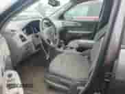 2009 Chevrolet Traverse LS с VIN 1GNER13D99S172360, выставлен на аукционе Copart как лот 90027275 с пробегом 84 974 миль миль и Списание • Salvage title. История ставок и продаж доступна на DreamBid. Изображение 7.