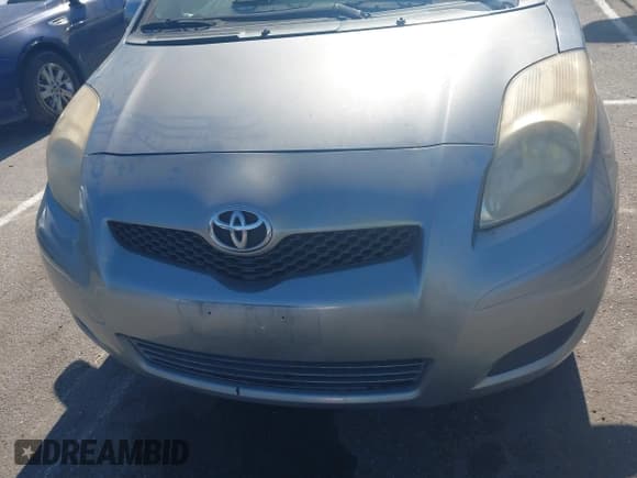 ✅ 2010 Toyota Yaris • VIN: JTDKT4K34A5318562 • Lot: 42690405. Wystawiony na IAAI z przebiegiem Nie podano. Bezpłatny archiwum sprzedaży aukcyjnych z USA i szczegółowy raport historii pojazdu na DreamBid. Zdjęcie 10.