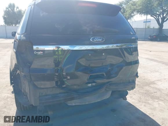 ✅ 2018 Ford Explorer • VIN: 1FM5K7B89JGA76994 • Лот: 42269196. Опубликован ранее на IAAI с пробегом 143 529 миль. Бесплатный доступ к архиву аукционных продаж из США и подробный отчёт об истории автомобиля на DreamBid. Изображение 6.