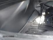 ✅ 2022 Tesla Model Y Long Range • VIN: 7SAYGDEE4NF432760 • Lot: 43765345. Wystawiony na IAAI z przebiegiem Nie podano. Bezpłatny archiwum sprzedaży aukcyjnych z USA i szczegółowy raport historii pojazdu na DreamBid. Zdjęcie 10.