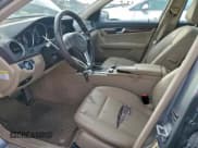 ✅ 2013 Mercedes-Benz C 300 Sport • VIN: WDDGF8AB7DR263461 • Лот: 96068725. Опубликован ранее на Copart с пробегом 150 048 миль. Бесплатный доступ к архиву аукционных продаж из США и подробный отчёт об истории автомобиля на DreamBid. Изображение 7.